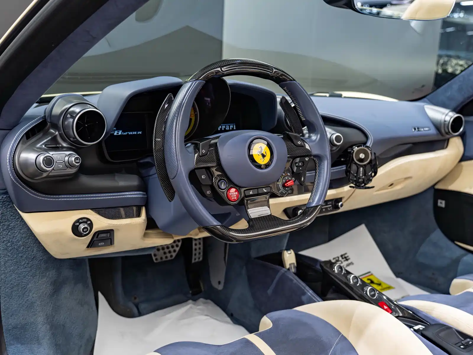 Фото 4 - Ferrari F8