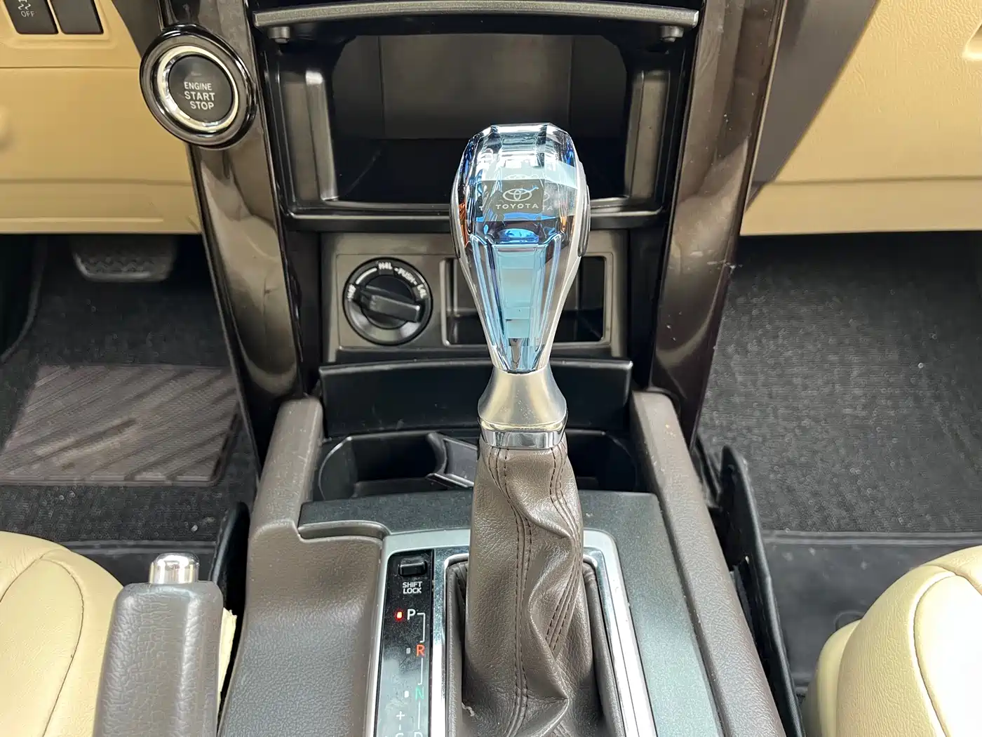 Toyota Prado 2016 2.7L Auto Luxury Edition фото 12