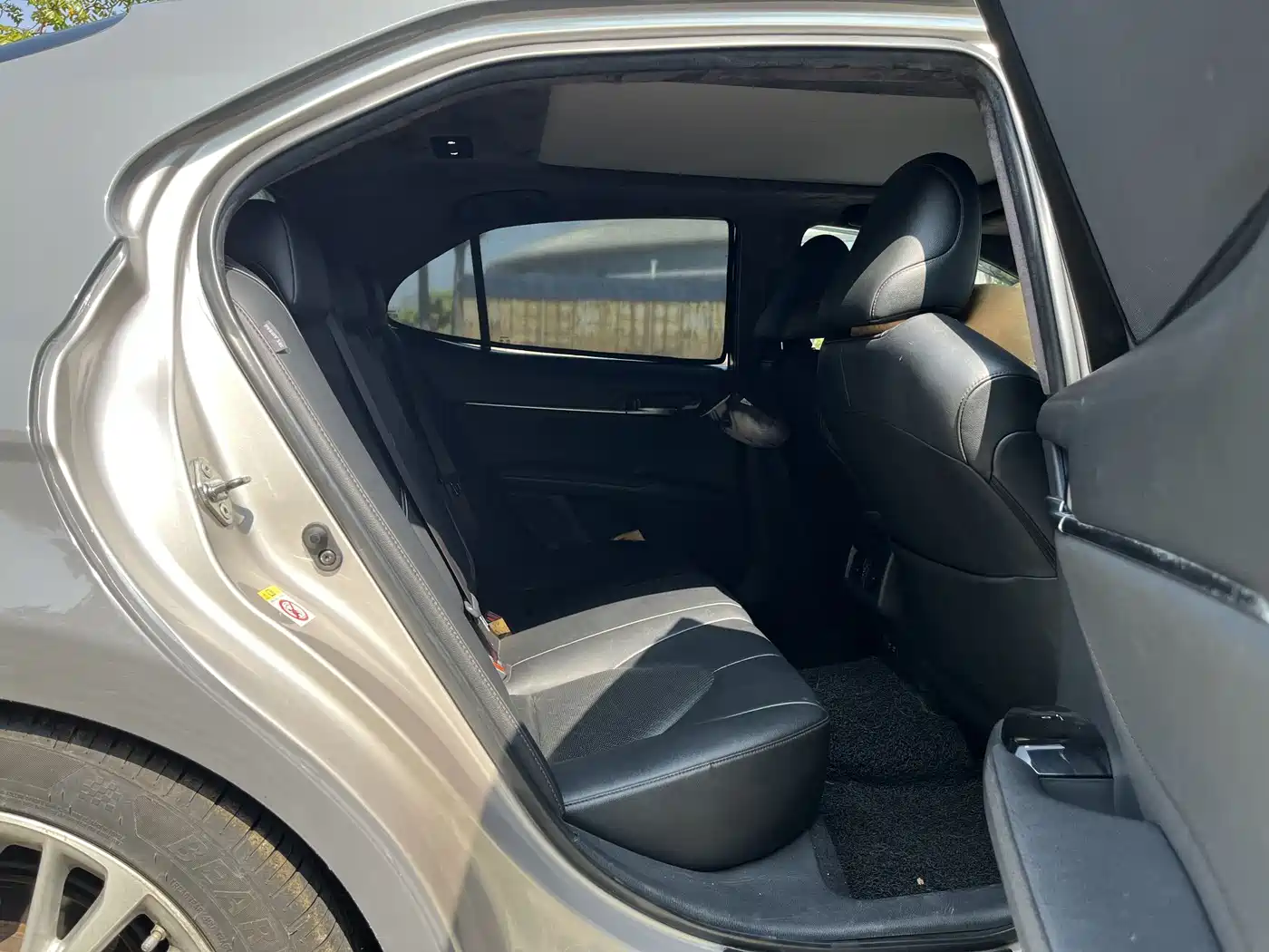 Toyota Camry 2018 2.5G Luxury Edition фото 15