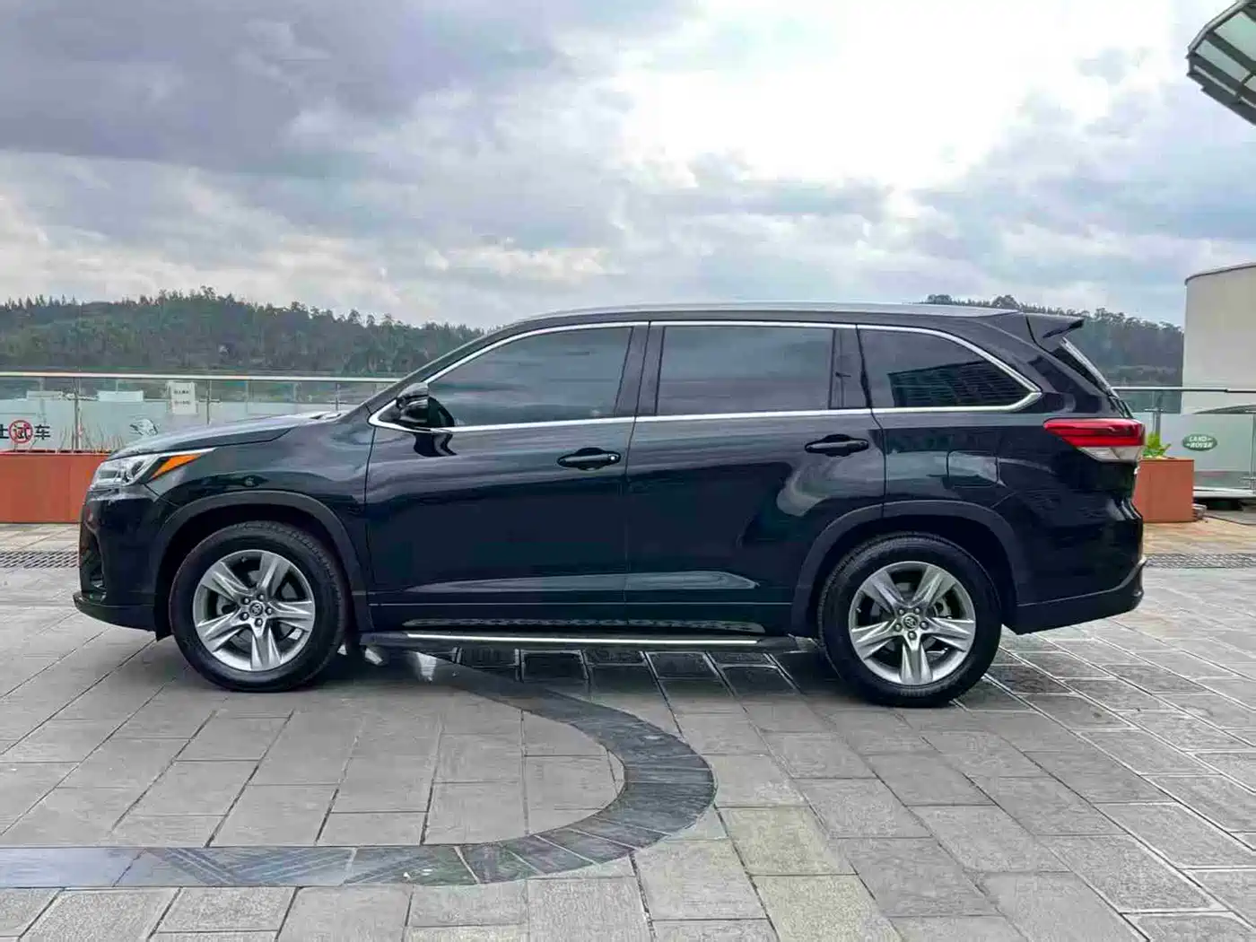 Toyota Highlander 2018 2.0T 4WD Luxury 7-seater China VI фото 4