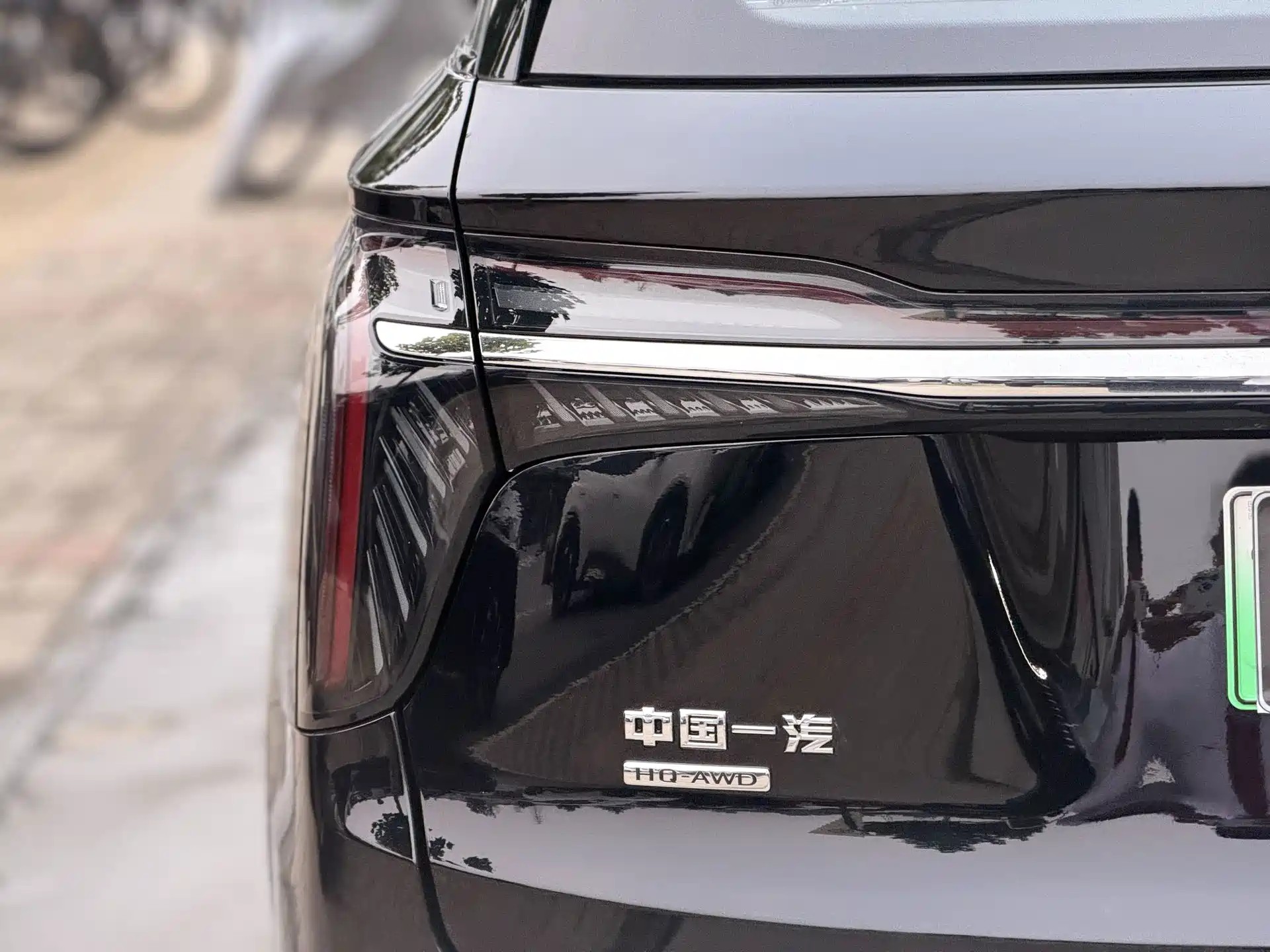 صورة 13 - Hongqi HS7 PHEV