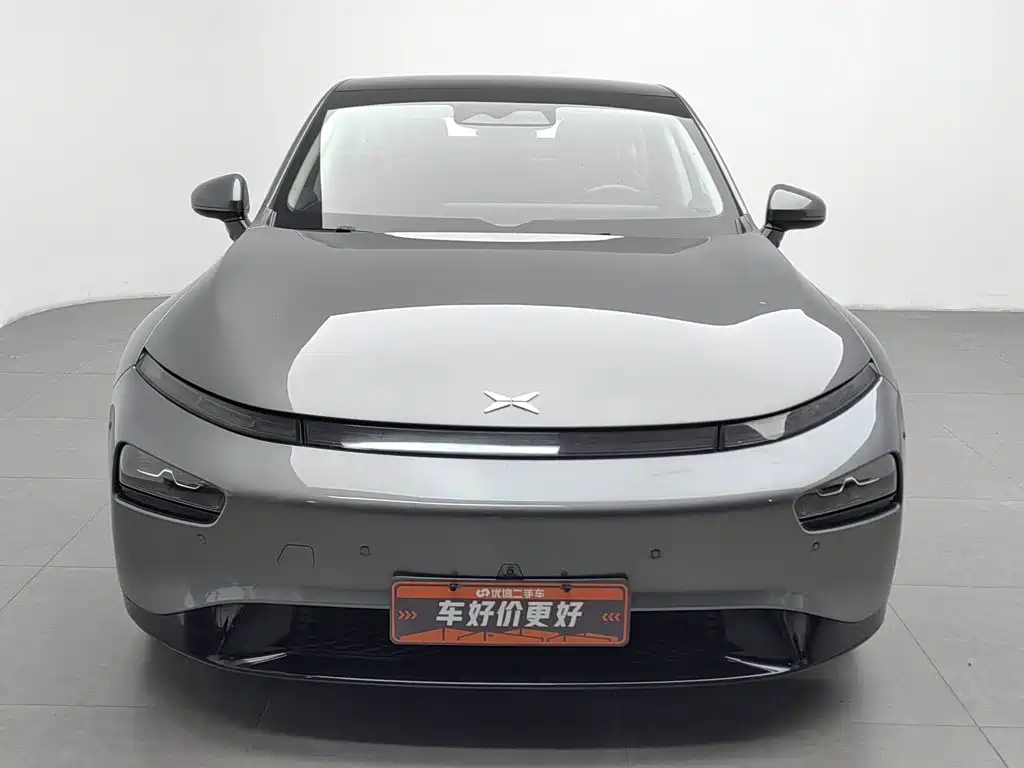 Фото 3 - XPeng P7