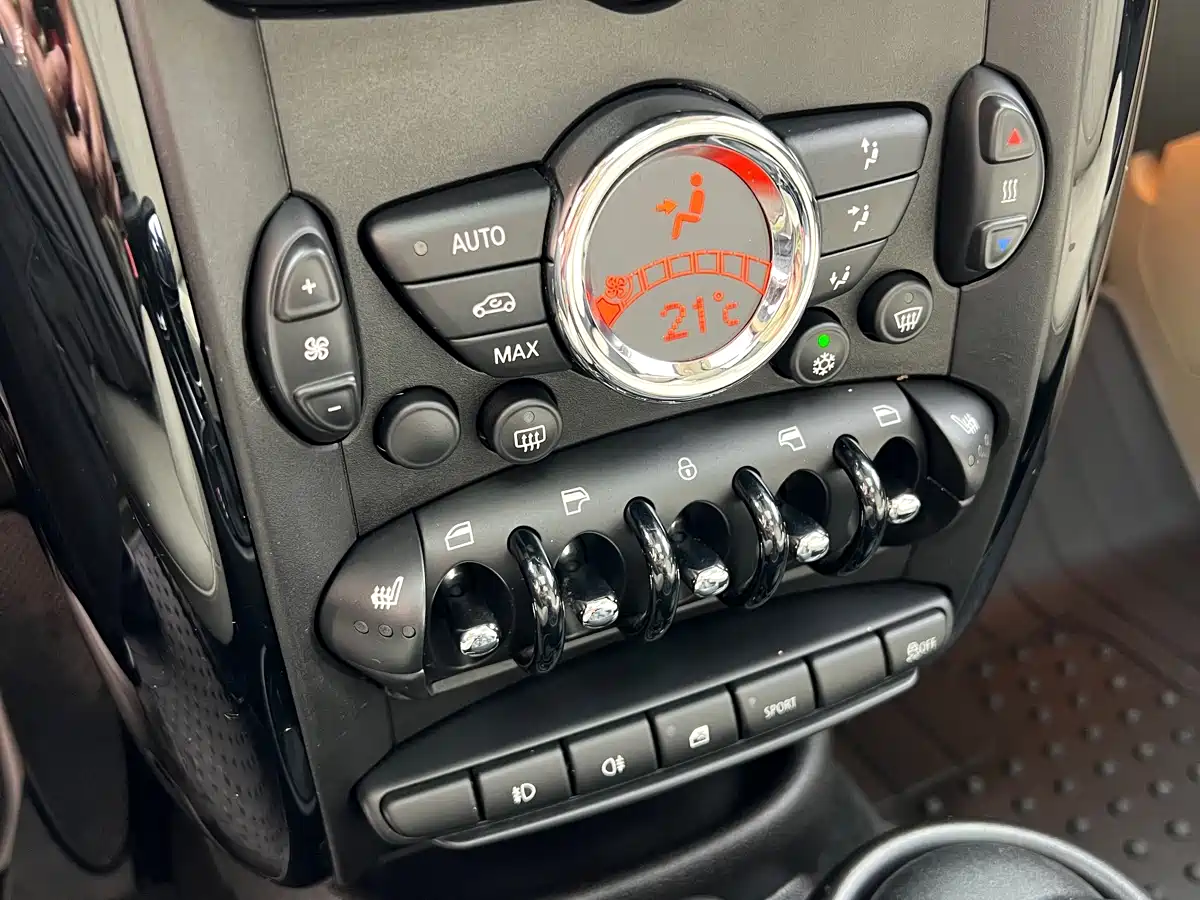 MINI COUNTRYMAN 2012 2011 1.6L COOPER Excitement