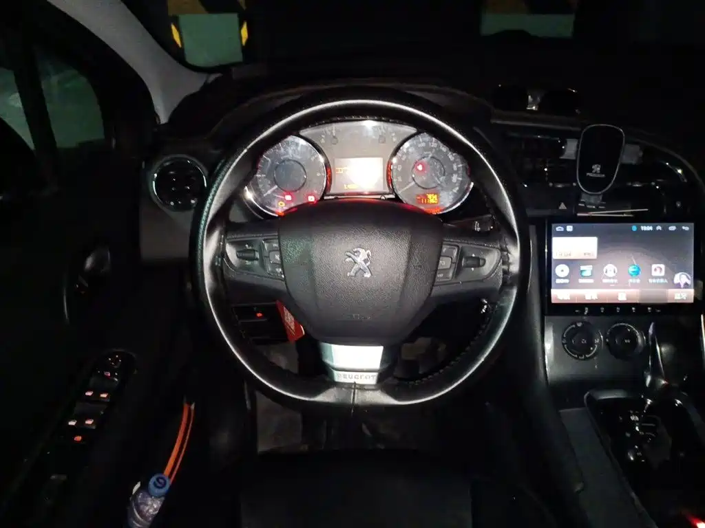 Peugeot 3008 2017 2016 2.0L Automatic Classic Edition
