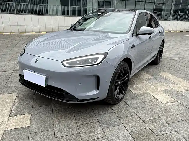 AITO Wenjie AITO M5 2025