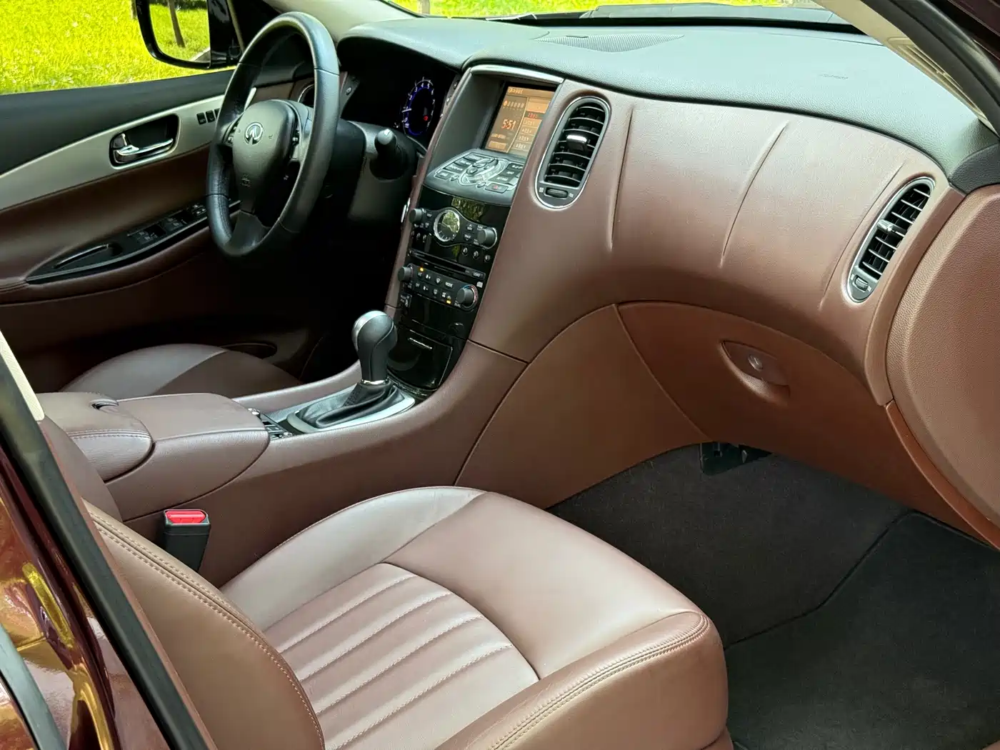 Infiniti QX50 (Import) 2014 2013 2.5L 2WD Prestige