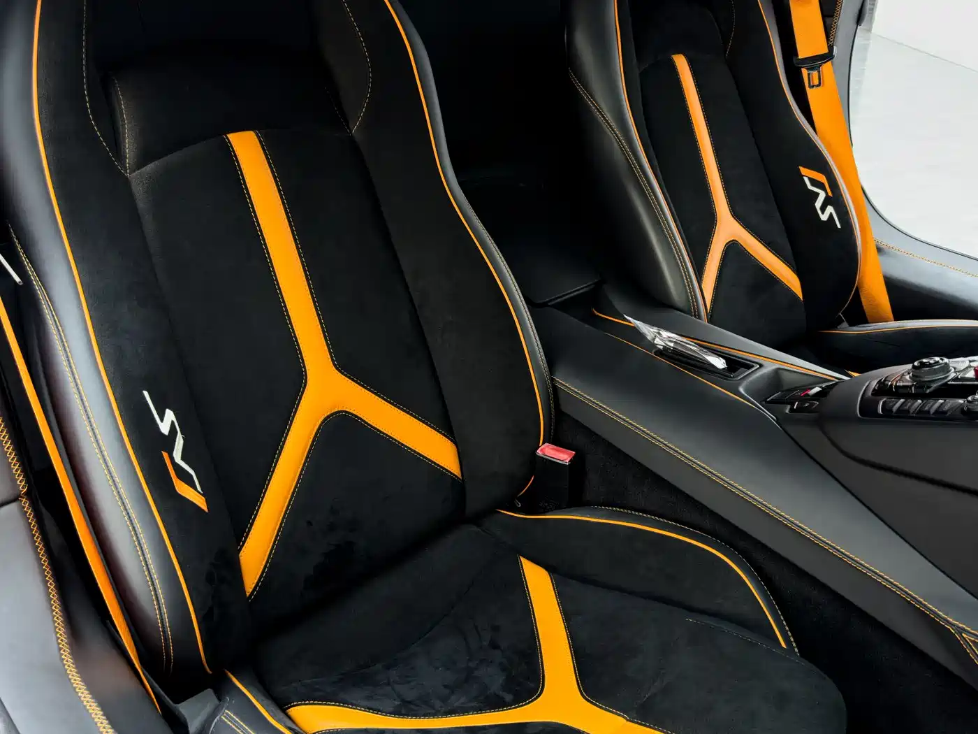 Lamborghini Aventador 2011 LP 700-4 фото 19