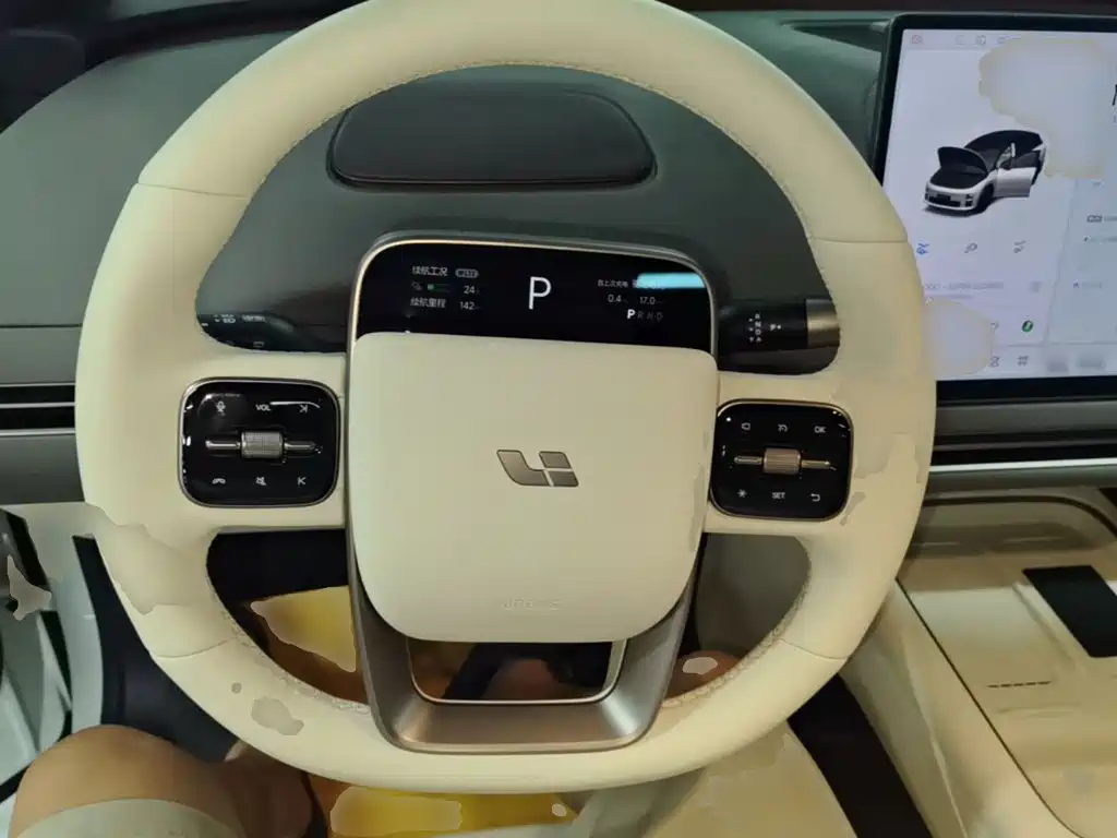 Li Auto i6 2026 2025 2WD Base Model