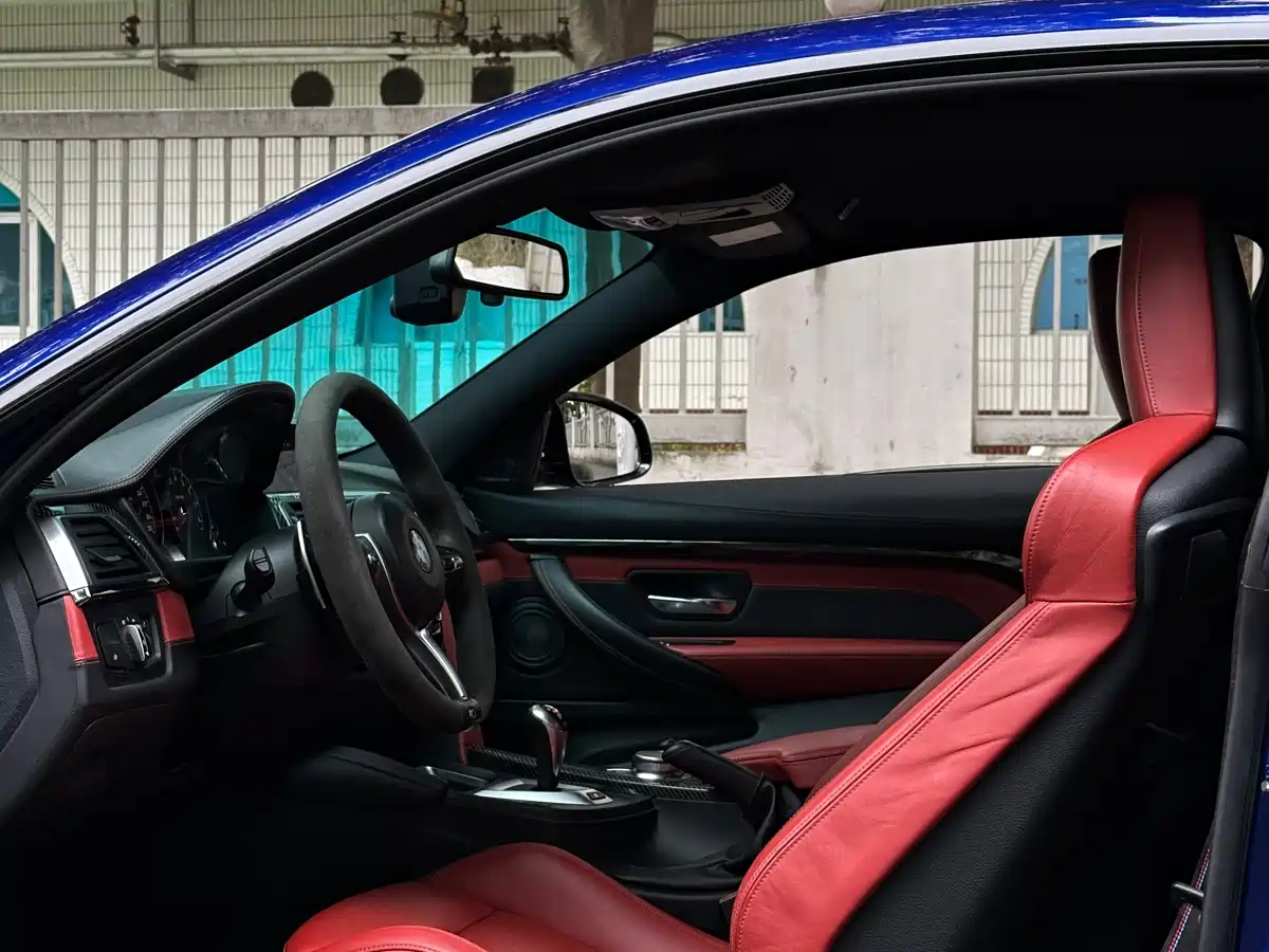 BMW M4 2018 M4 Convertible Coupe Fans Limited Edition фото 7