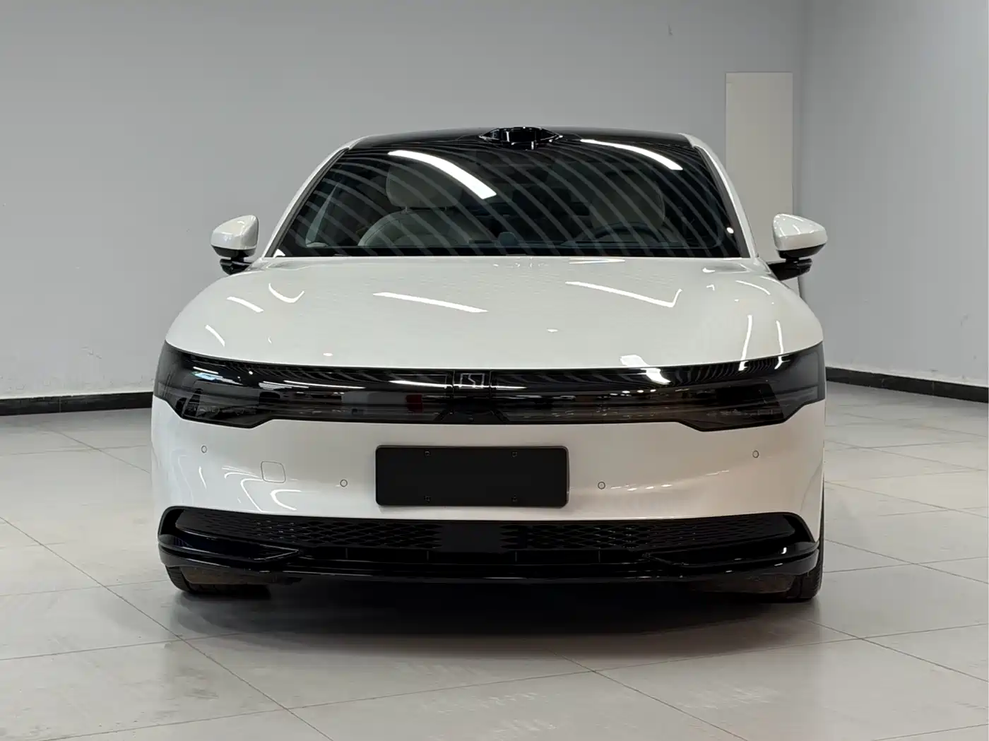 2025 ZEEKR 007