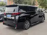 صورة 18 - Toyota Alphard