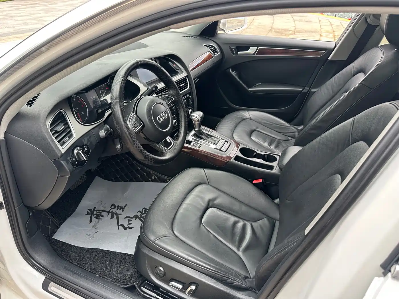 Audi A4L 2015 35 TFSI Auto Comfort фото 11