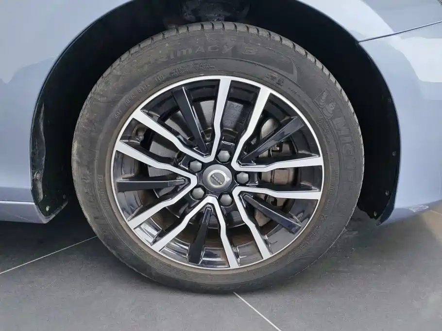 Photo 6 - Volvo V40