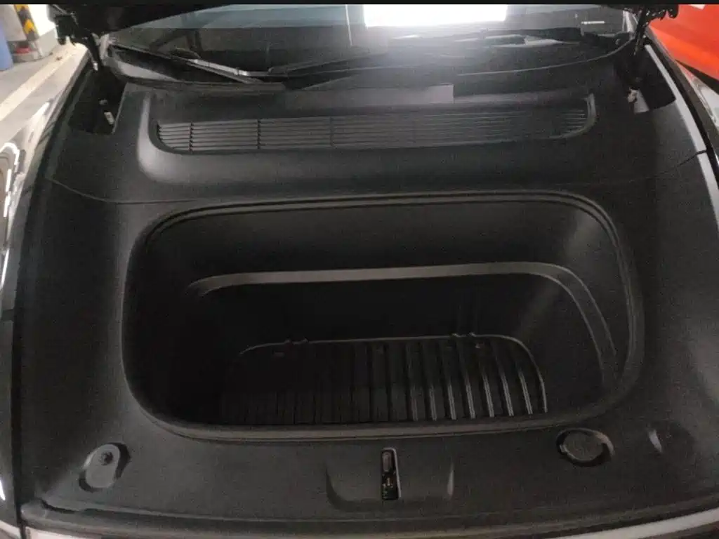 Tesla Model Y 2026 2026 Rear-Wheel Drive