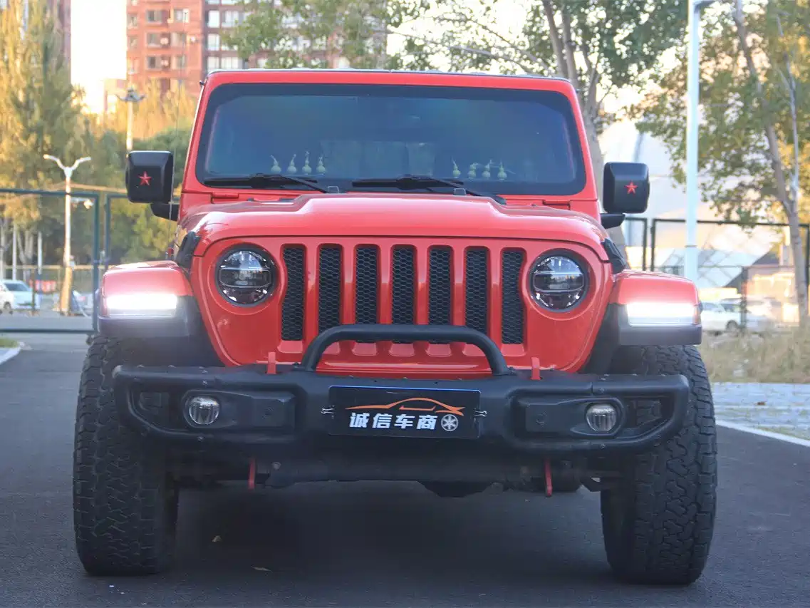 Фото 15 - Jeep Wrangler