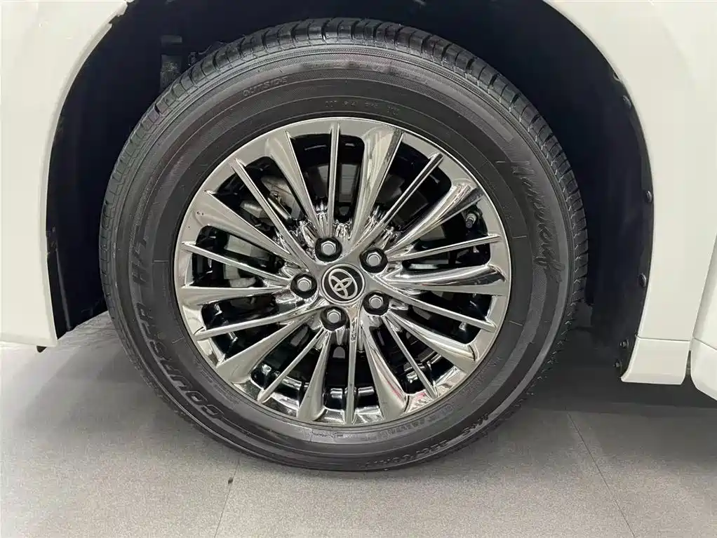 Toyota Vellfire 2019 Hybrid 2.5L HV Premium Edition фото 16