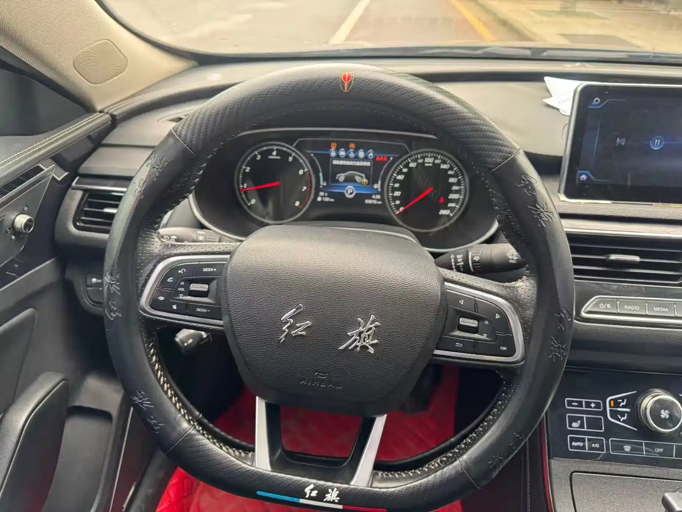 Hongqi H5 2019 30TD Smart Connect Rhythm Edition фото 14