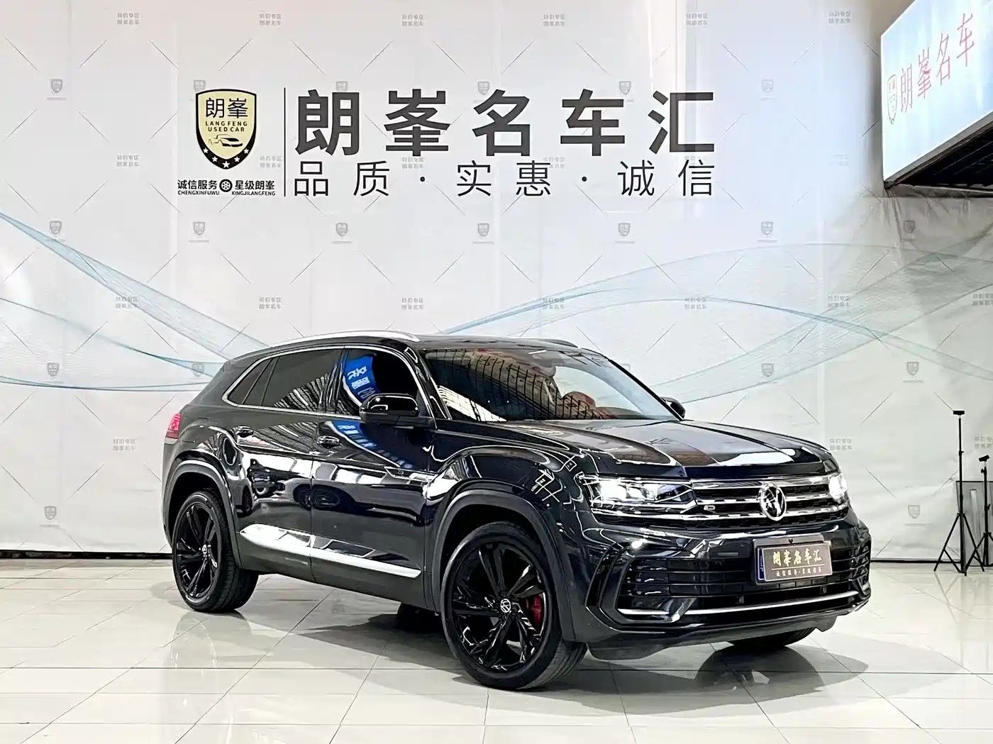 Volkswagen Teramont 2022 Teramont X 380TSI 4MOTION Midnight Limited Edition фото 3