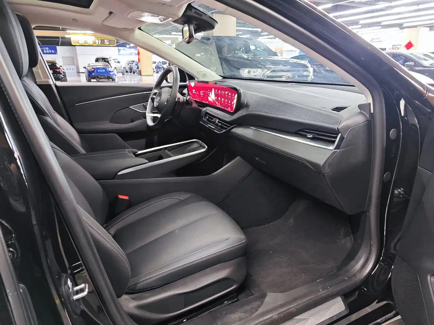 Buick LaCrosse 2026 Model 28T Platinum Edition фото 10
