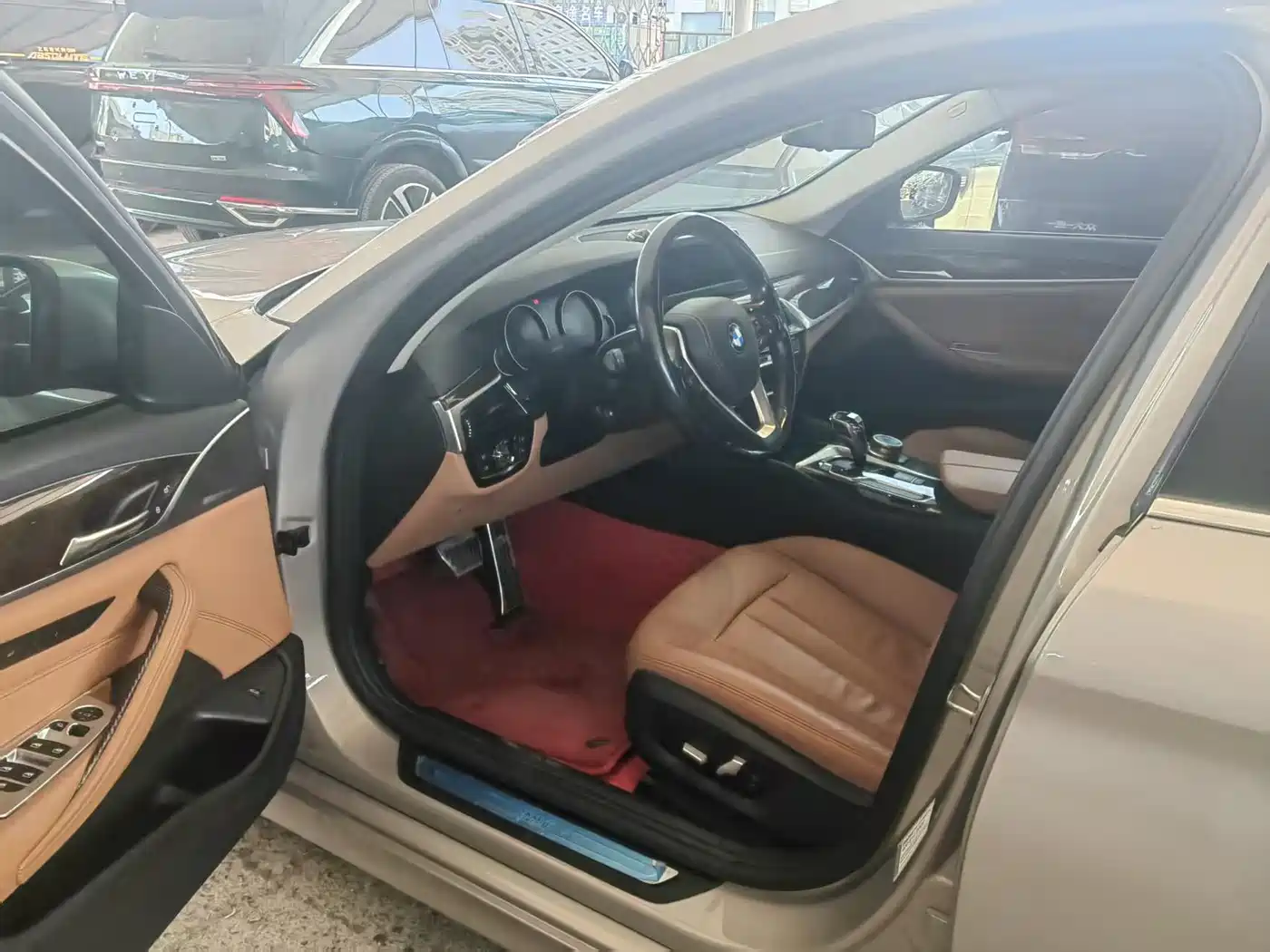 BMW 5 Series 2018 528Li Launch Special Edition фото 8