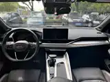 Фото 7 - Geely Preface