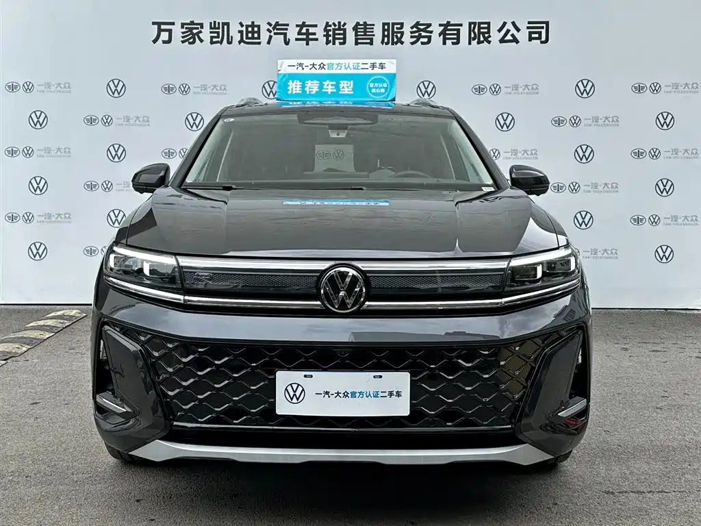 Volkswagen Talagon 2025 450TSI R-Line 6-Seater фото 2