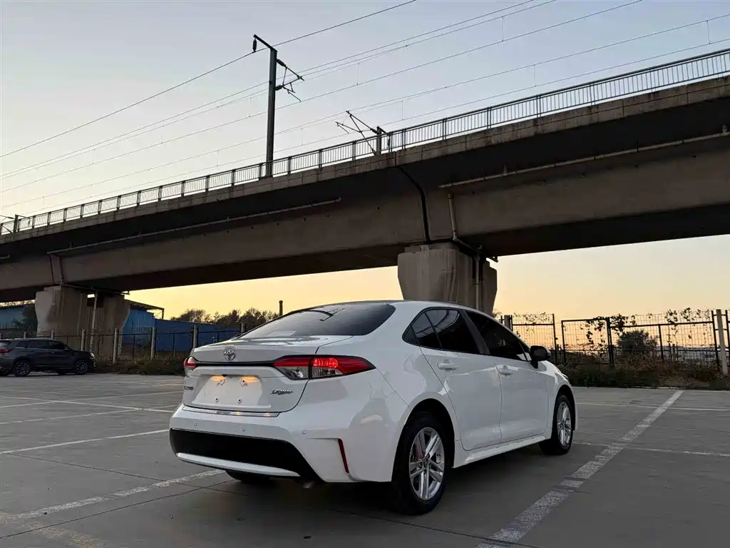 Toyota Levin 2022 185T CVT Luxury Edition фото 5