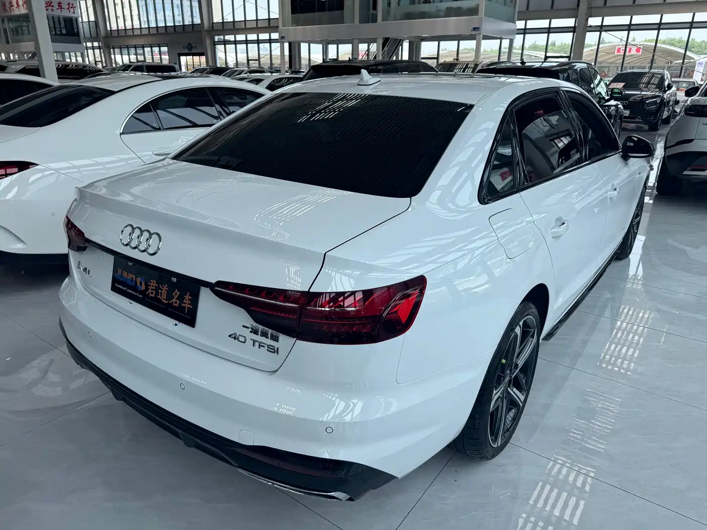 Audi A4L 2024 40 TFSI Luxury Dynamic фото 4