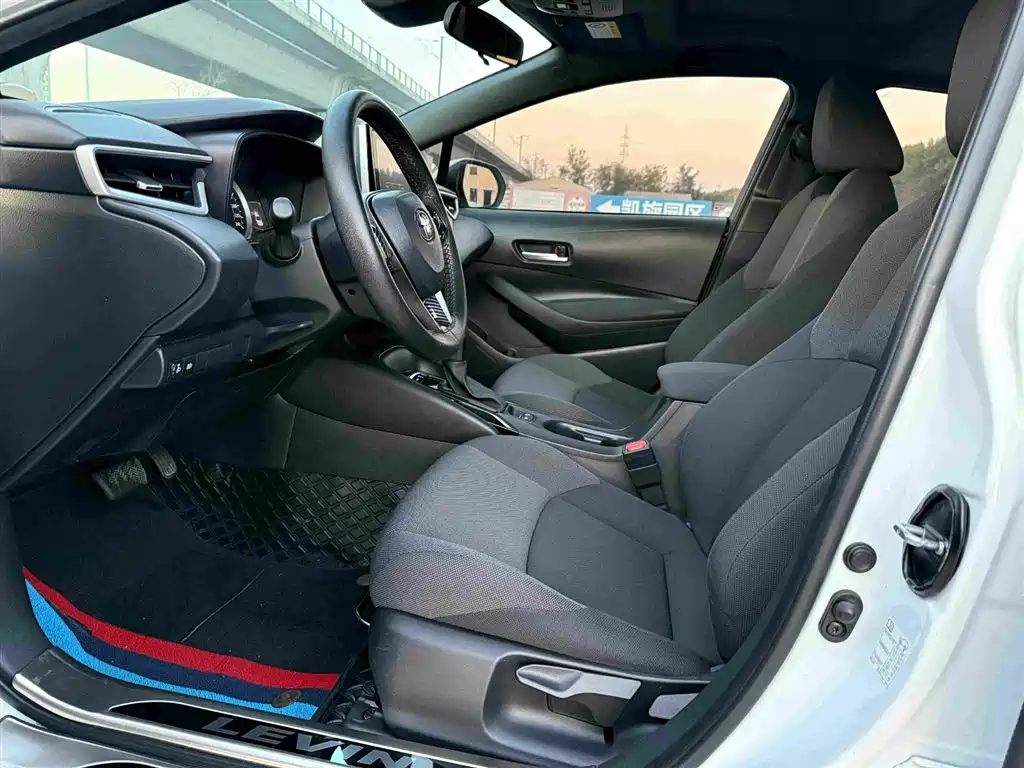 Toyota Levin 2022 185T CVT Luxury Edition фото 9