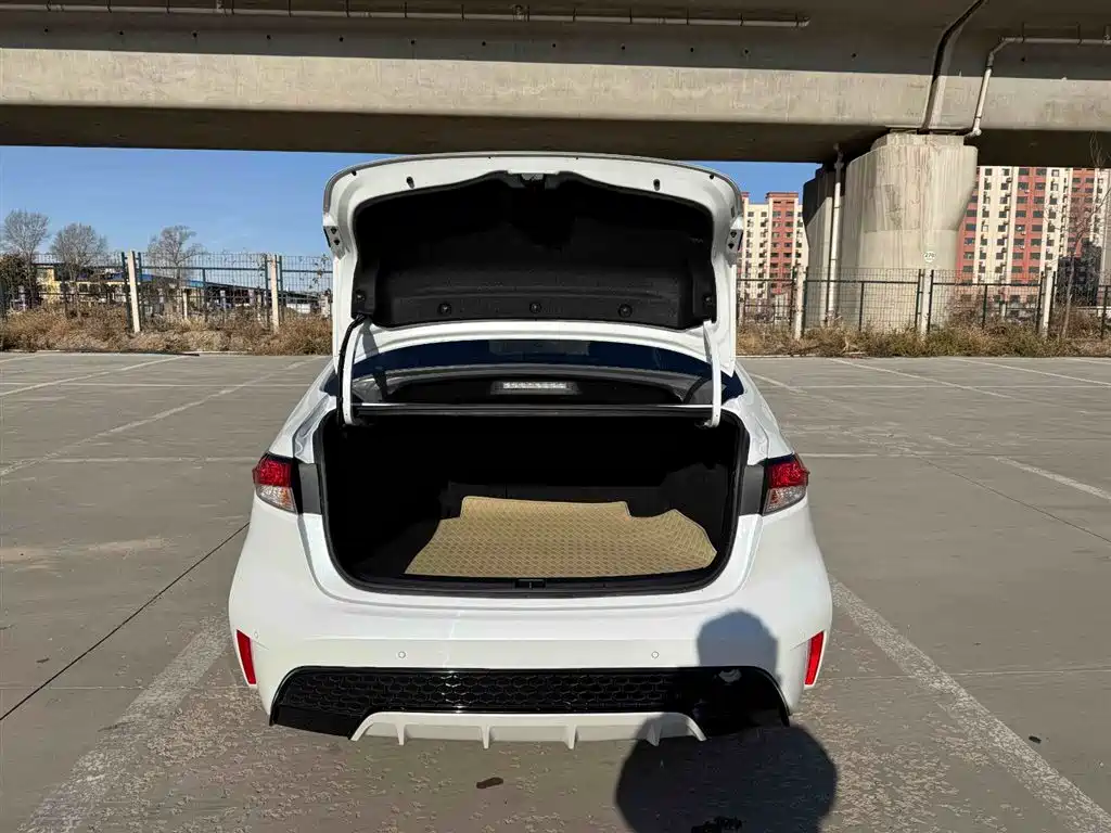 Toyota Levin 2021 185T CVT Sport Edition фото 19