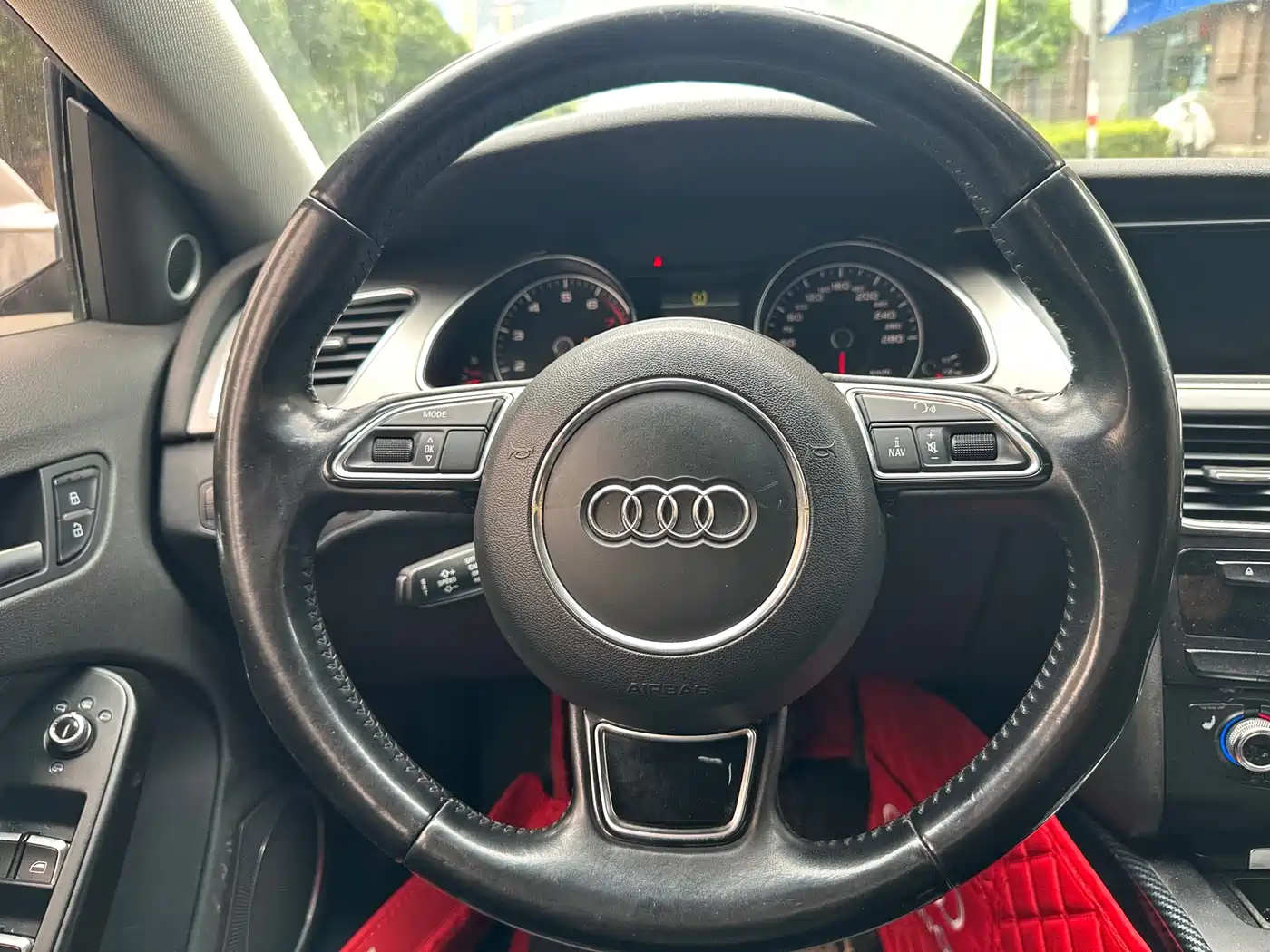 Photo 26 - Audi A5 (Import)