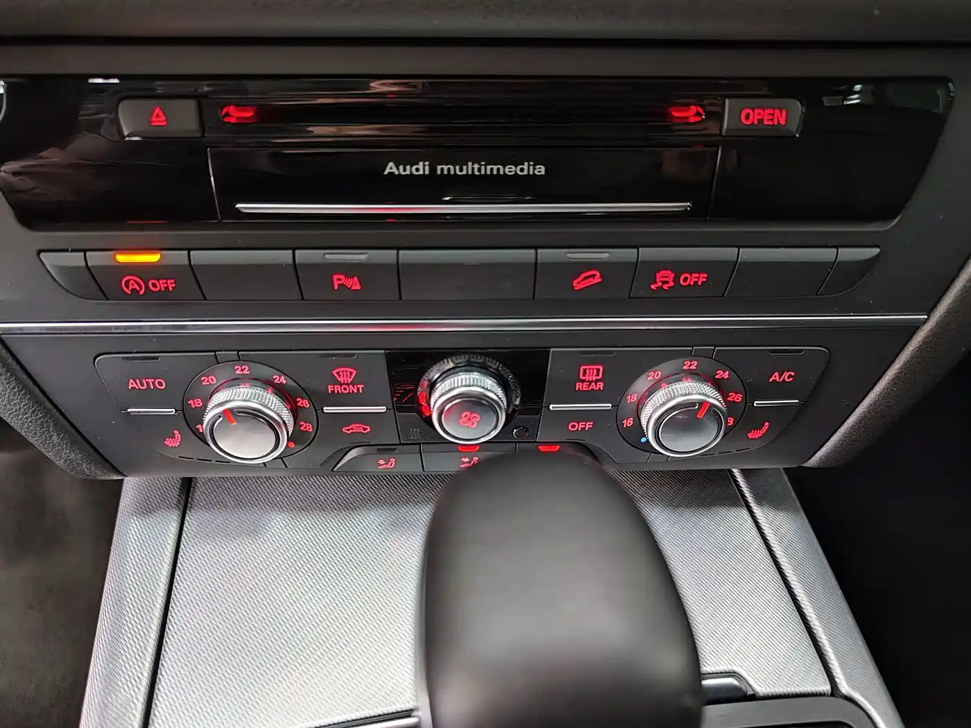 Audi A6 (Import) 2017 3.0T allroad quattro фото 10