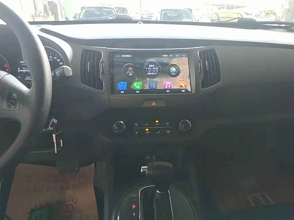 Kia Sportage 2016 2.0L Automatic 2WD GL фото 13