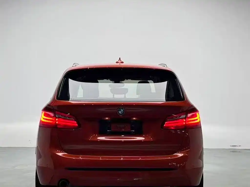 BMW 2 Series Touring 2016 2016 218i Sport Design Package
