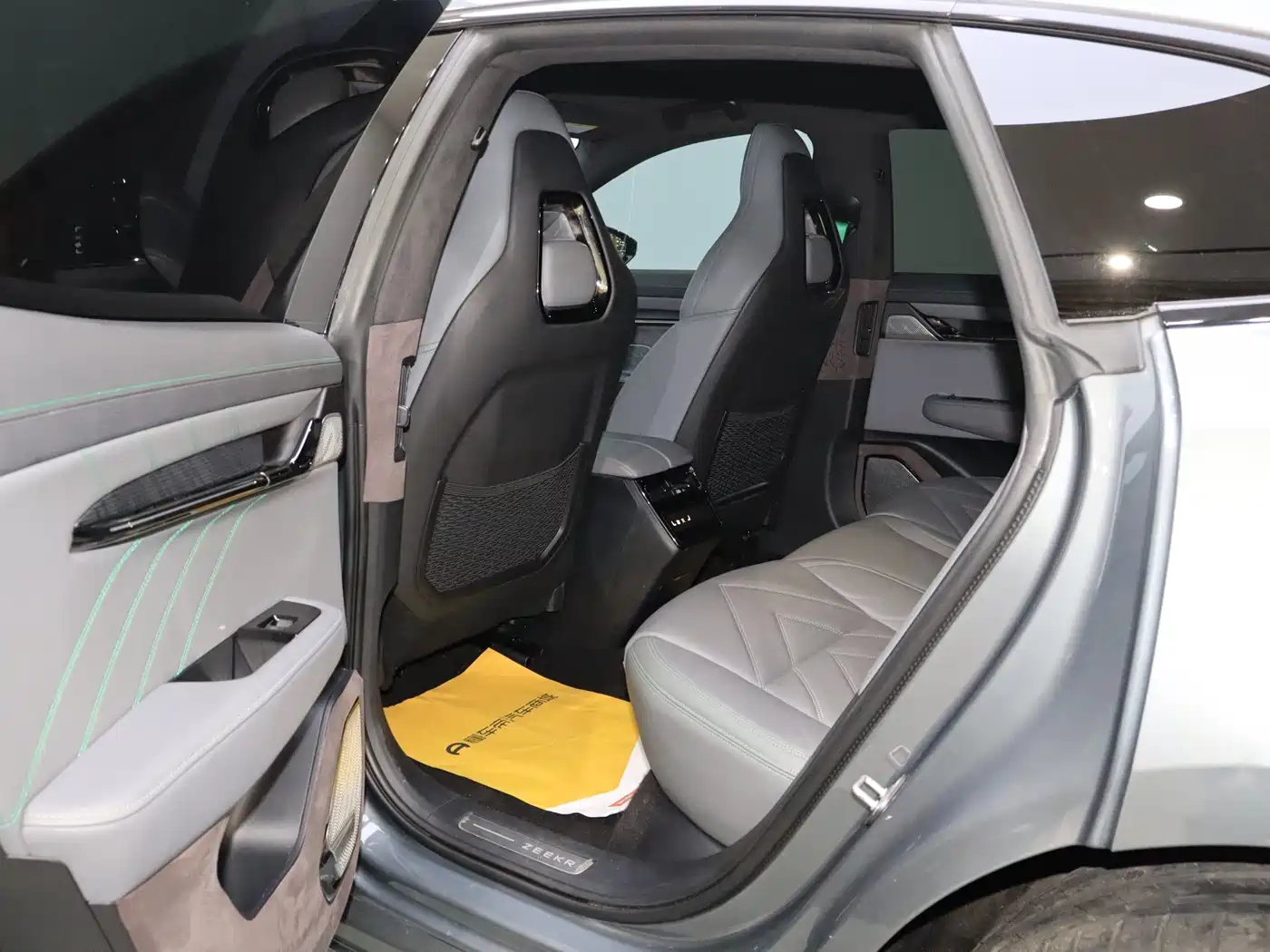 ZEEKR EXTREME KRYPTON 001