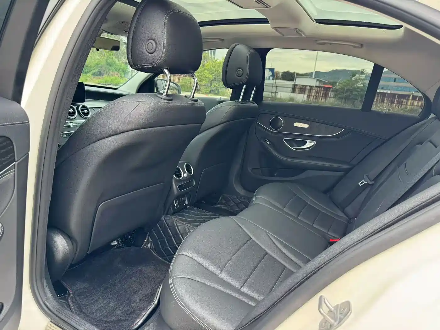 Mercedes-Benz C-Class 2020 C 260 L Sport фото 6