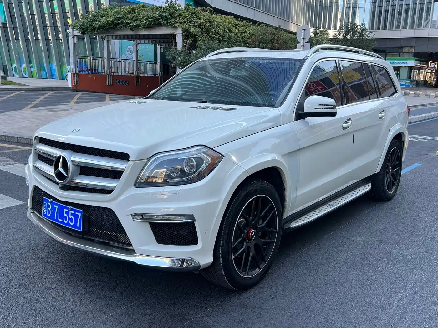 Mercedes-Benz GL-Class