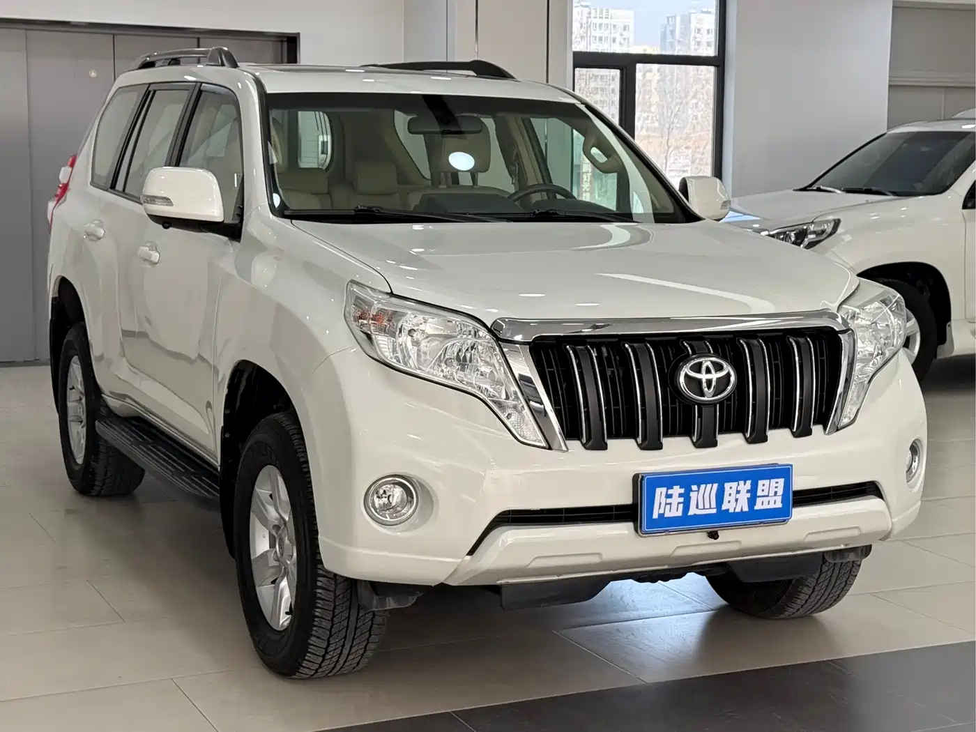 TOYOTA PRADO