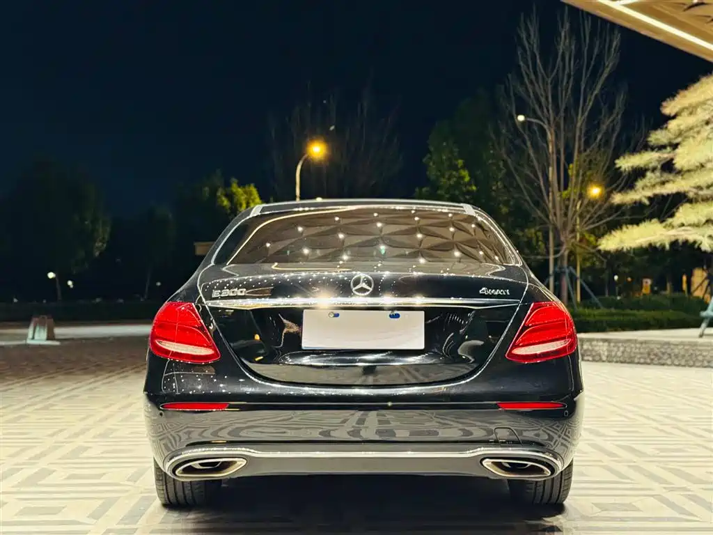 Mercedes-Benz E-Class 2017 E 200 L Sport 4MATIC фото 4