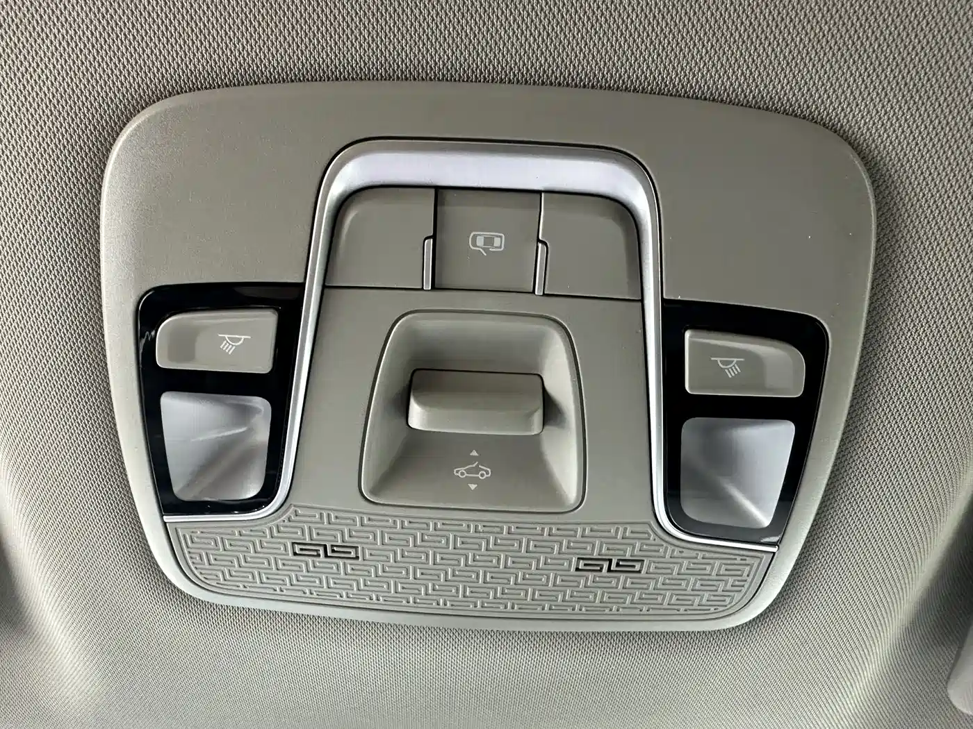 GEELY AUTOMOBILE BINYUE