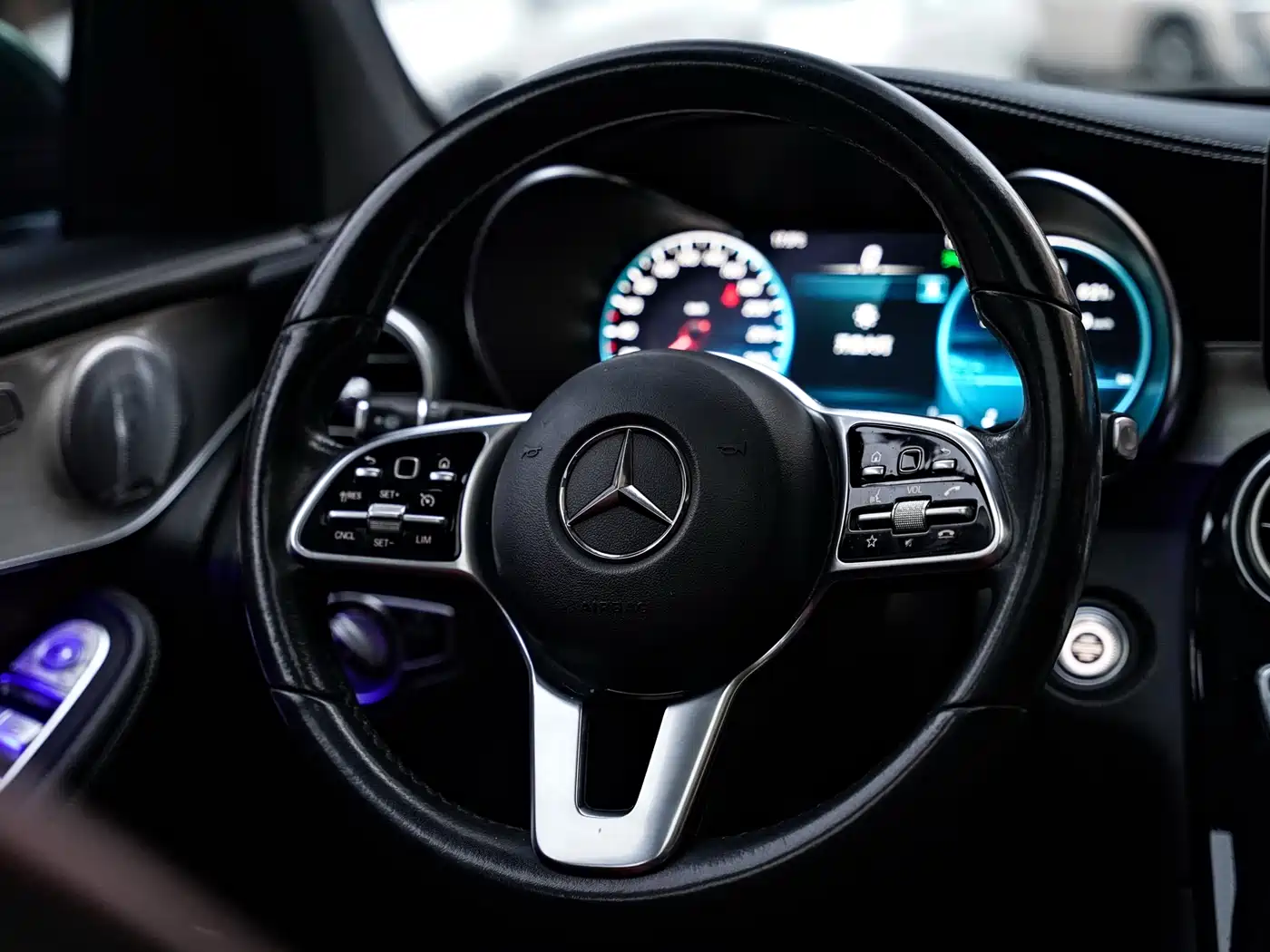 Mercedes-Benz GLC 2020 GLC 300 L 4MATIC Luxury фото 10