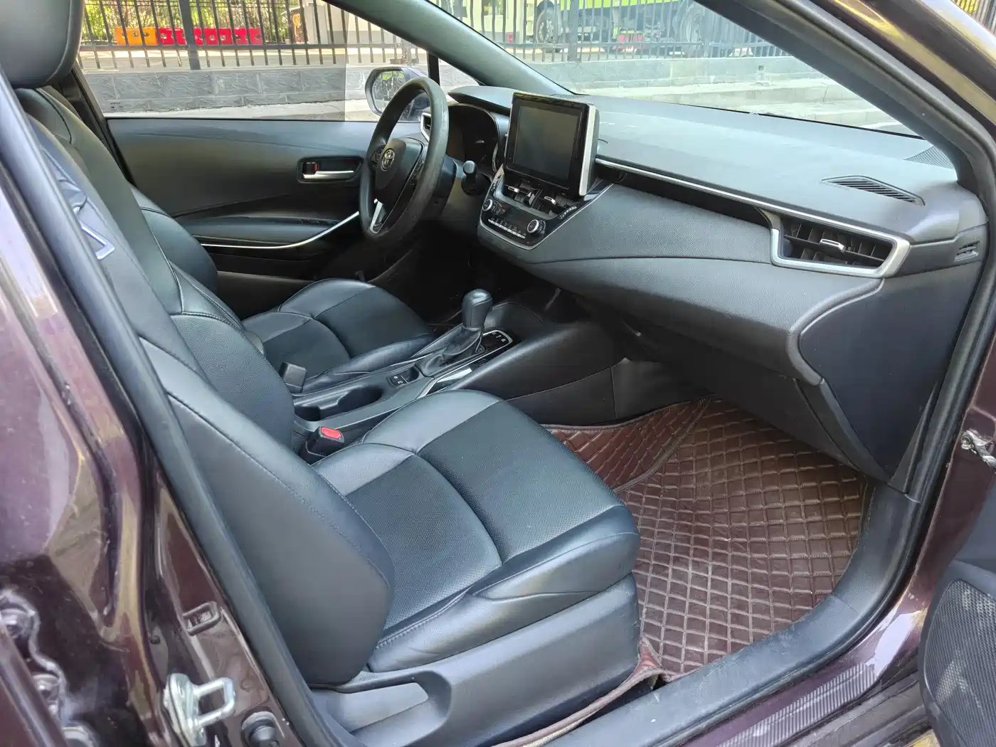 Toyota Levin 2022 Dual Engine 1.8H E-CVT Luxury Edition фото 14