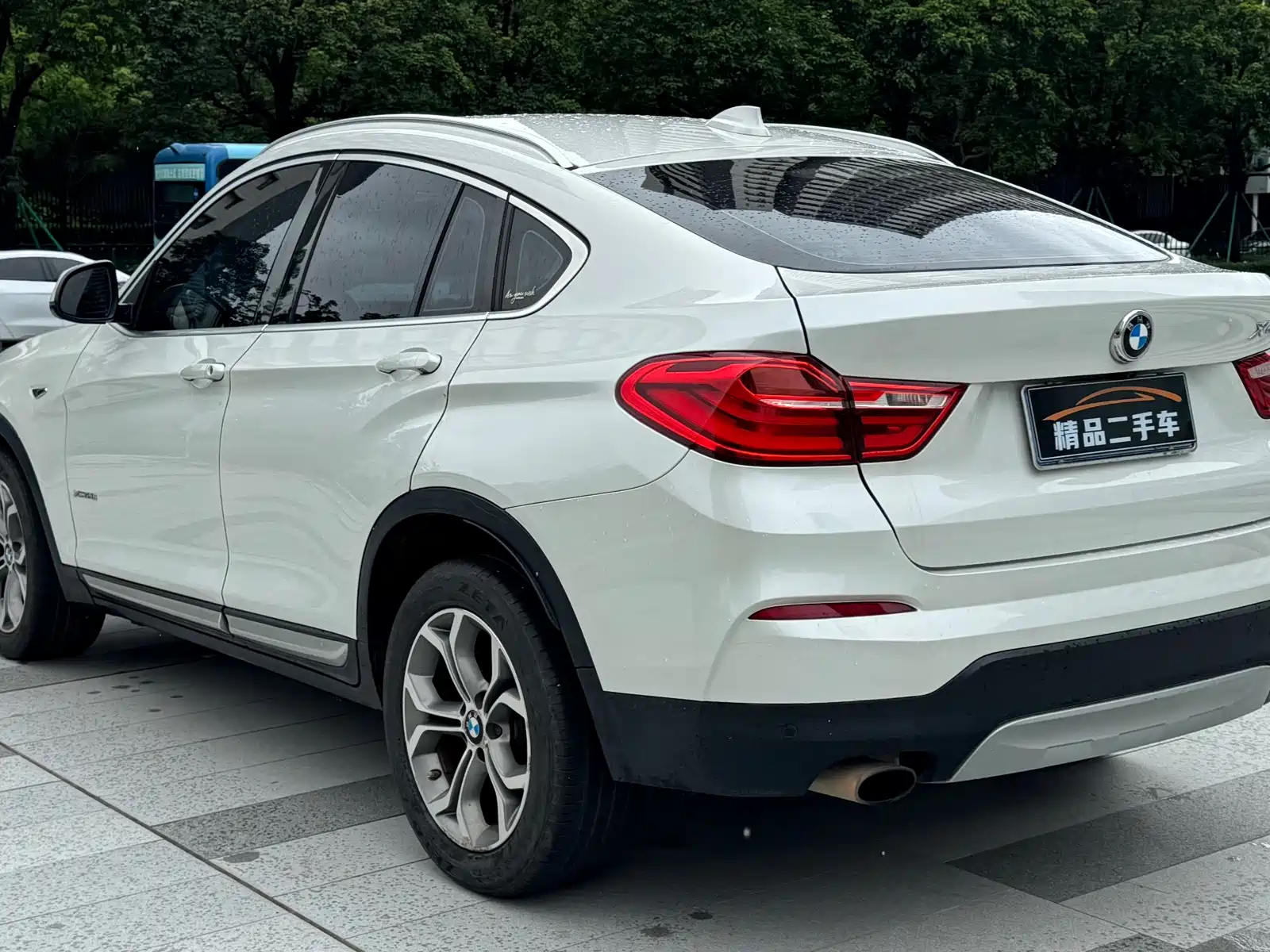 Фото 19 - BMW X4