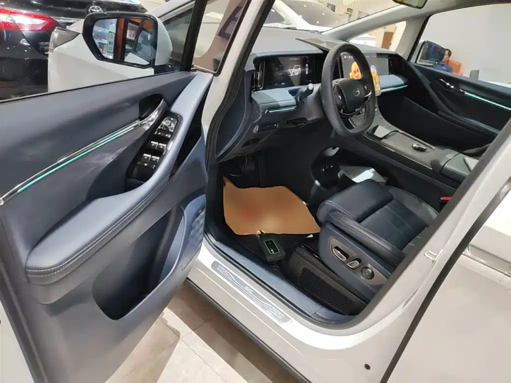 GAC Trumpchi Trumpchi Xiangwang M8 2025 Model QianKun Series Ultra First Class фото 16
