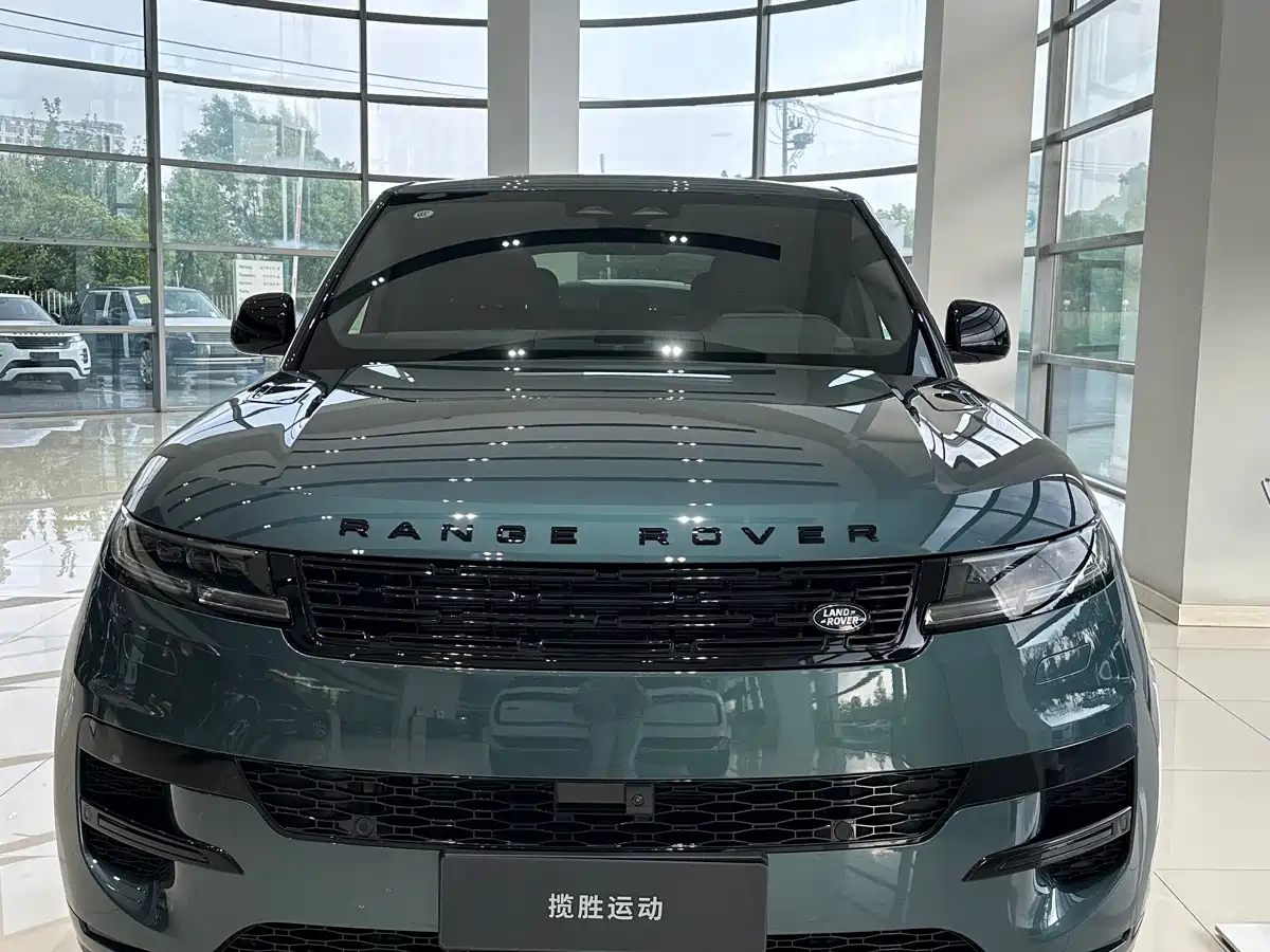 Land Rover Range Rover Sport фото 2