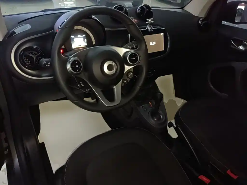 Photo 10 - smart fortwo