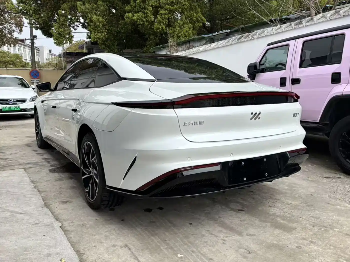 ZHIJI AUTOMOBILE ZHIJI L7