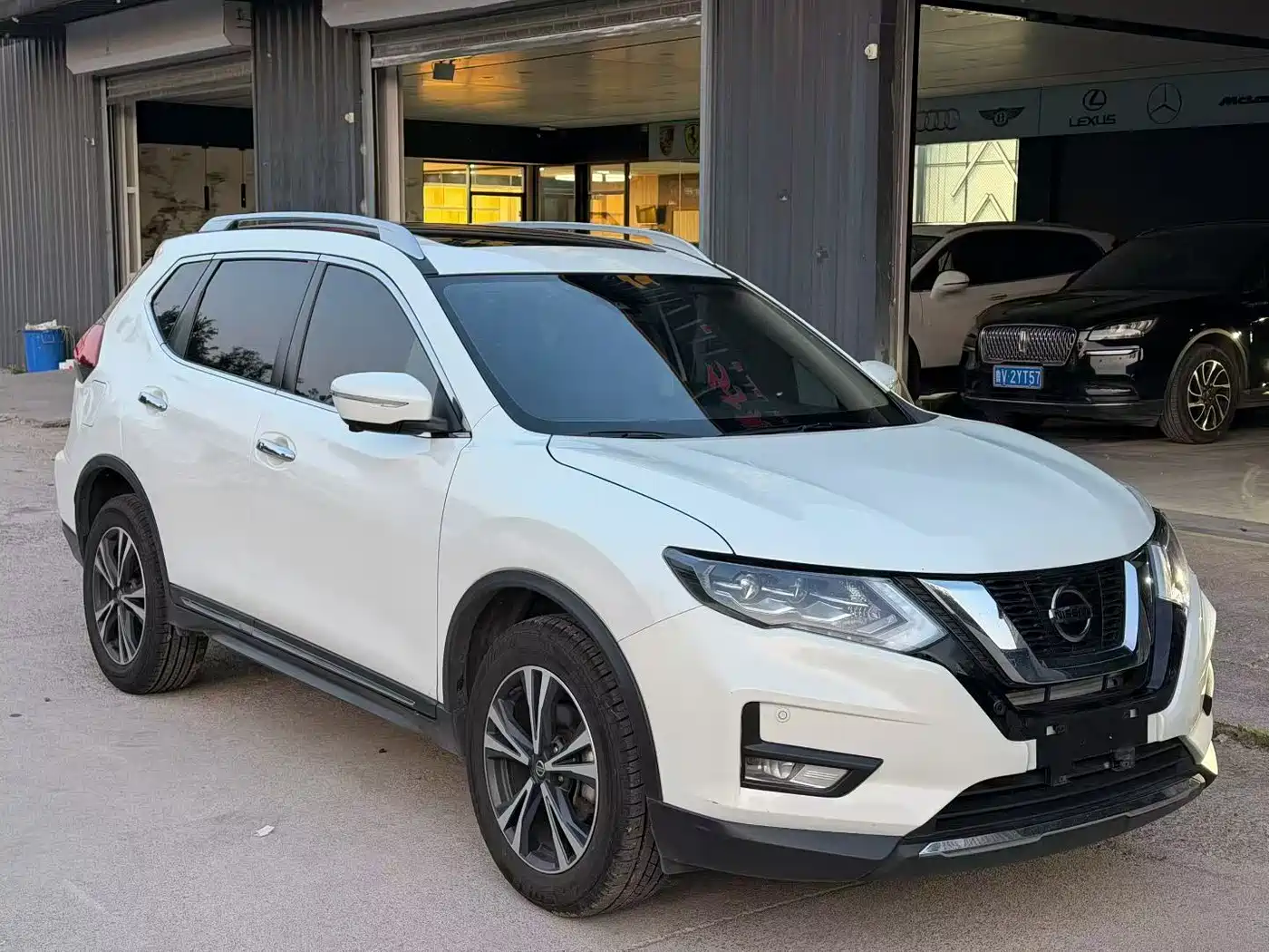 Фото 3 - Nissan X-Trail