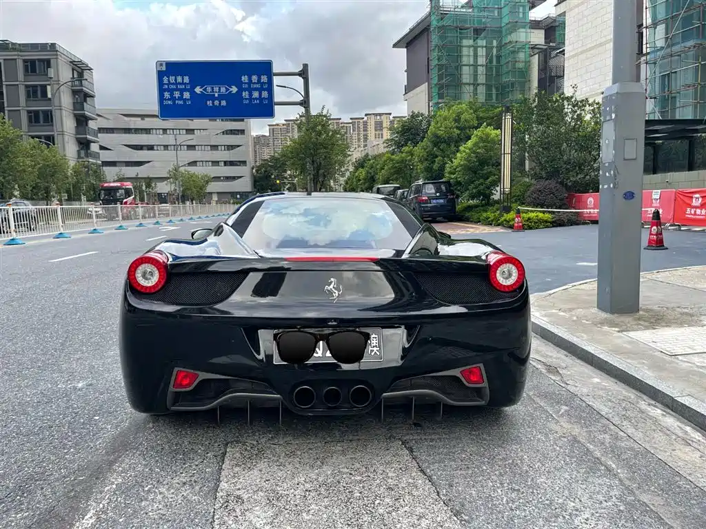Ferrari 458 2013 2011 4.5L Italia