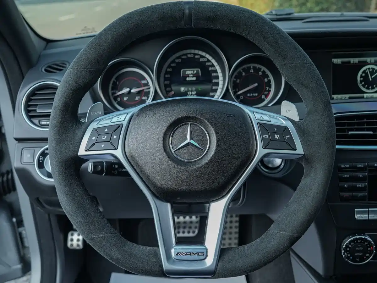Mercedes-Benz C-Class AMG 2014 AMG C 63 Edition 507 фото 15